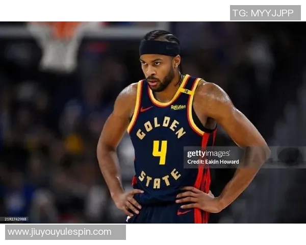 穆迪首发表现亮眼23分钟内贡献14分三分球命中率提升助力球队