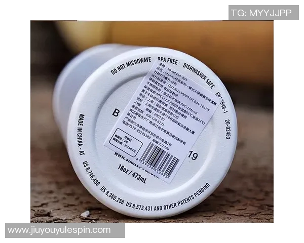 斯坦利与安东内拉携手推出限量版保温杯售价30至60美元引发热潮 斯坦利与安东内拉携手推出限量版保温杯售价30至60美元引发热潮